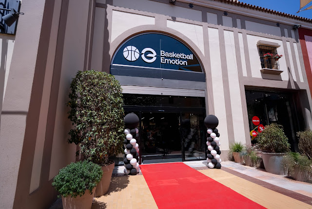 Basketball Emotion - CC Málaga Plaza Mayor