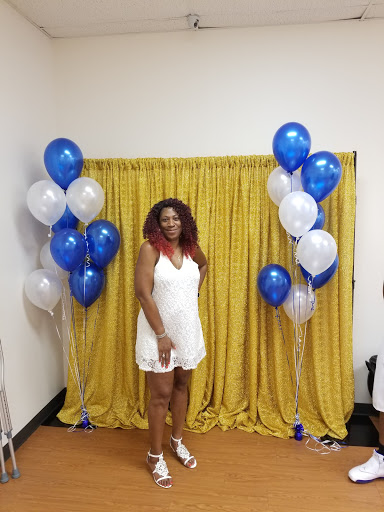 Shopping Mall «Sprayberry Square Shopping Ctr», reviews and photos, 2550 Sandy Plains Rd, Marietta, GA 30066, USA