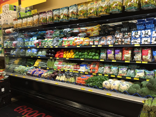 Grocery Store «Grocery Outlet Bargain Market», reviews and photos, 52115 SW Chinook Plaza, Scappoose, OR 97056, USA