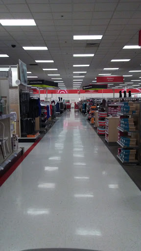 Starbucks, 16964 Slover Ave, Fontana, CA 92337, USA, 