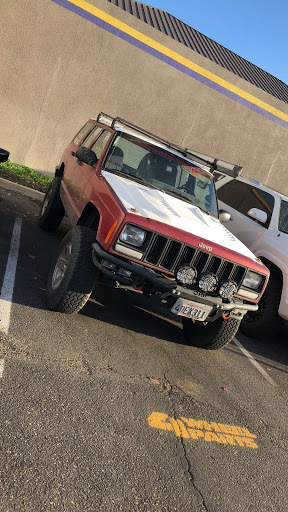Truck Accessories Store «4 Wheel Parts - Thousand Oaks, CA», reviews and photos, 3209 Thousand Oaks Blvd, Thousand Oaks, CA 91362, USA