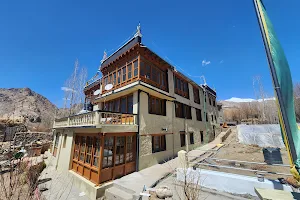 AVALOK HOMESTAY & HOSTEL image