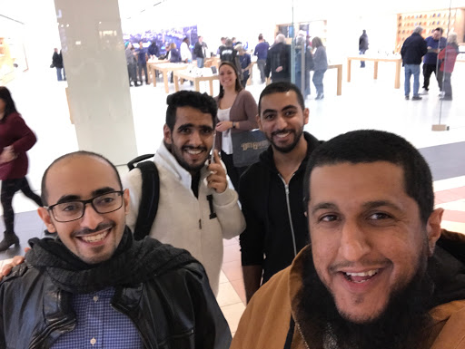 Computer Store «Apple Mayfair», reviews and photos, 2500 N. Mayfair Road, Wauwatosa, WI 53226, USA