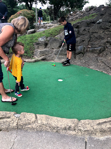 Miniature Golf Course «Golf Country», reviews and photos, 530 Turnpike St, South Easton, MA 02375, USA