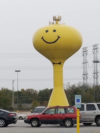 Shopping Mall «River Oaks Center», reviews and photos, 96 River Oaks Center Dr, Calumet City, IL 60409, USA