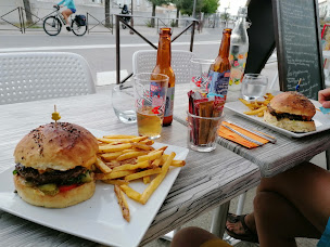Photo n°18 de Au wiburger à Saintes-Maries-de-la-Mer ()