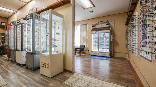 Optician «LBK Optical Laboratory», reviews and photos, 551 Yolo St, Yuba City, CA 95991, USA