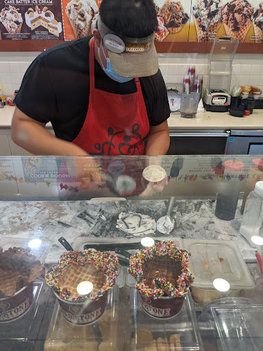Ice Cream Shop «Cold Stone Creamery», reviews and photos, 3580 Rosemead Blvd, Rosemead, CA 91770, USA