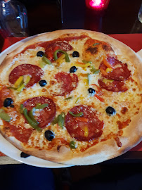 Pizza du Pizzeria Le Napolitain à Saclay - n°8