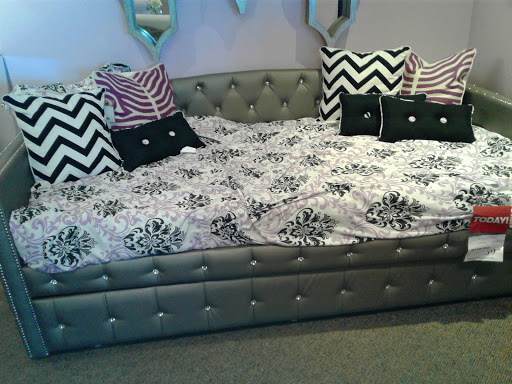 Furniture Store «Art Van Furniture - Dearborn», reviews and photos, 15701 Market Dr, Dearborn, MI 48126, USA