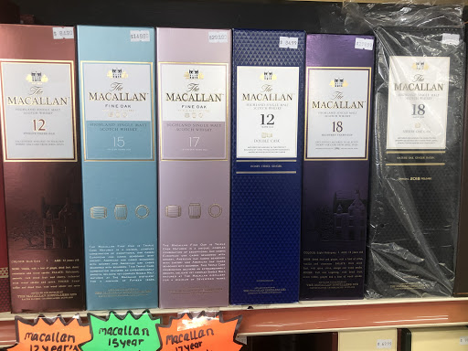 Grocery Store «Bonanza Market», reviews and photos, 321 Broad St, Nevada City, CA 95959, USA