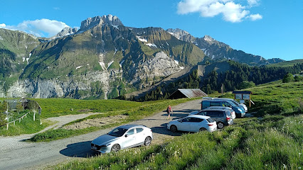 Parking des Frachets (altitude 1570 m.)