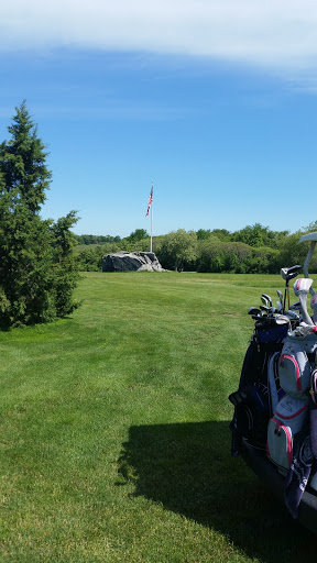 Golf Course «Jamestown Golf Course», reviews and photos, 245 Conanicus Ave, Jamestown, RI 02835, USA