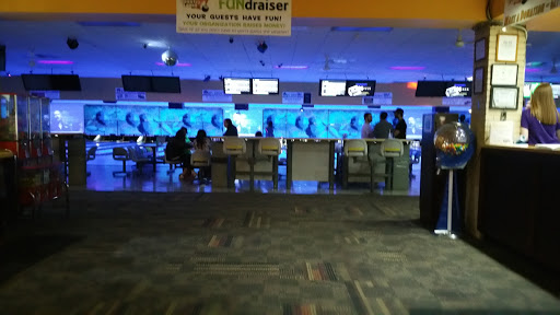 Bowling Alley «Coram Country Lanes», reviews and photos, 615 Middle Country Rd, Coram, NY 11727, USA