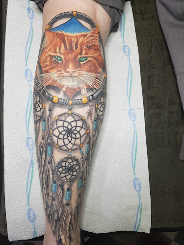 Karma Tattoo by Karvaly Marcell - Tetoválószalon