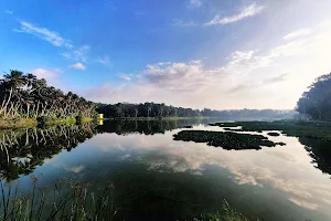 Valiyakulam Pond image