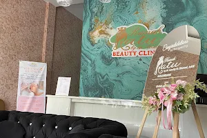 Klinik Kecantikan RUMAH RATU Banjarbaru image