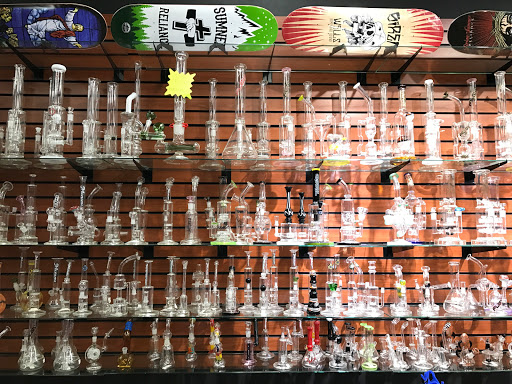 Tobacco Shop «Orlando Smoke Shop Fun Spot», reviews and photos, 5531 International Dr, Orlando, FL 32819, USA
