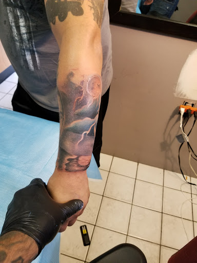 Tattoo Shop «Madd Munki Tattoos», reviews and photos, 29 Franklin St, Bloomfield, NJ 07003, USA