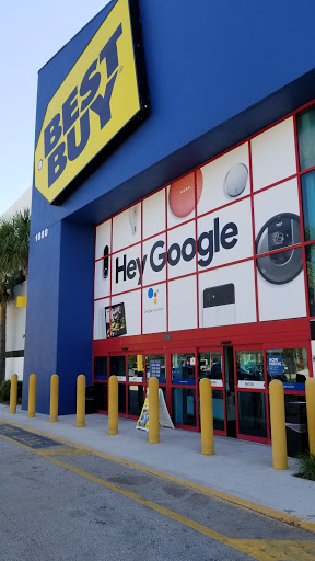 Electronics Store «Best Buy», reviews and photos, 1880 Palm Beach Lakes Blvd, West Palm Beach, FL 33401, USA