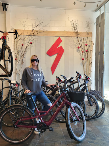 Bicycle Store «Roseville Cyclery», reviews and photos, 404 Vernon St, Roseville, CA 95678, USA