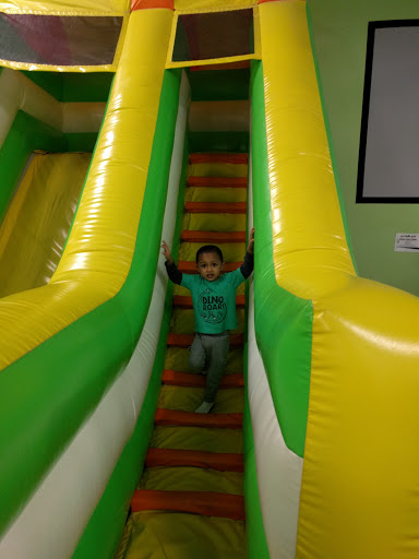 Amusement Center «Catch Air», reviews and photos, 5920 Roswell Rd, Sandy Springs, GA 30328, USA