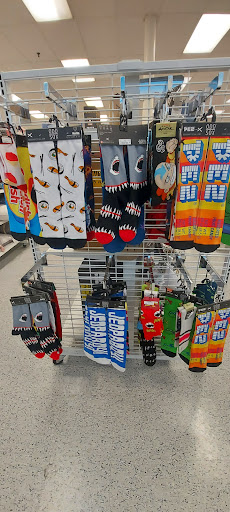 Clothing Store «Ross Dress for Less», reviews and photos, 2660 N Josey Ln, Carrollton, TX 75007, USA