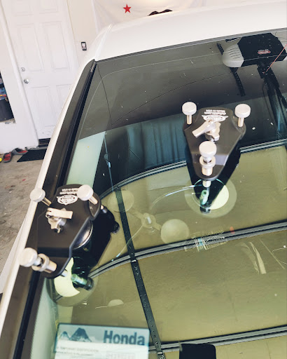 Desert Windshield Repair Rock Chip Repair Specialist image