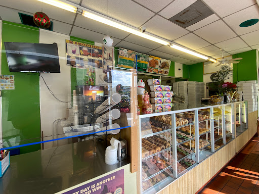 Donut Shop «DONUT DEN», reviews and photos, 4257 Pacific Coast Hwy, Torrance, CA 90505, USA