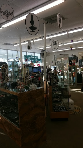 Antique Store «Coronado Antiques Mall», reviews and photos, 1433 S Dixie Fwy, New Smyrna Beach, FL 32168, USA