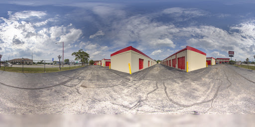 Self-Storage Facility «CubeSmart Self Storage», reviews and photos, 665 S Green Bay Rd, Waukegan, IL 60085, USA