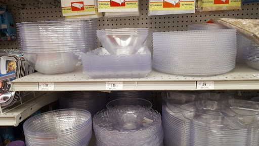 Shopping Mall «Peartree Square Shopping Plaza», reviews and photos, 691 Co Op City Blvd, Bronx, NY 10475, USA