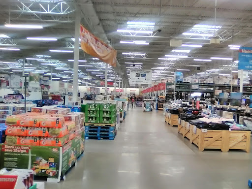 Shopping Mall «Janaf Shopping Yard», reviews and photos, 5900 E Virginia Beach Blvd, Norfolk, VA 23502, USA