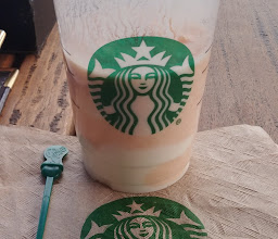 Starbucks Ubika Universidad photo