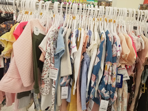 Department Store «T.J. Maxx», reviews and photos, 33025 Grand River Ave, Farmington, MI 48336, USA