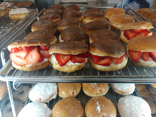 Dessert Shop «Ontario Donuts», reviews and photos, 1923 E 4th St, Ontario, CA 91764, USA