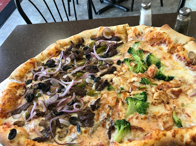 #1 best pizza place in Everett - Bucci's
