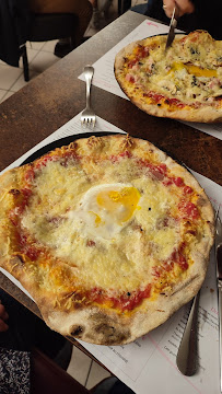 Plats et boissons du Pizzeria Pizzéria Romaine - Au feu de bois à Rodez - n°12