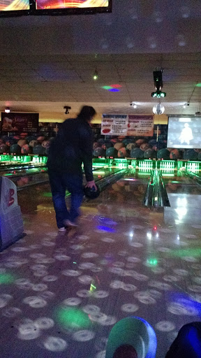 Amusement Center «Facenda Whitaker Lanes», reviews and photos, 2912 Swede Rd, East Norriton, PA 19401, USA