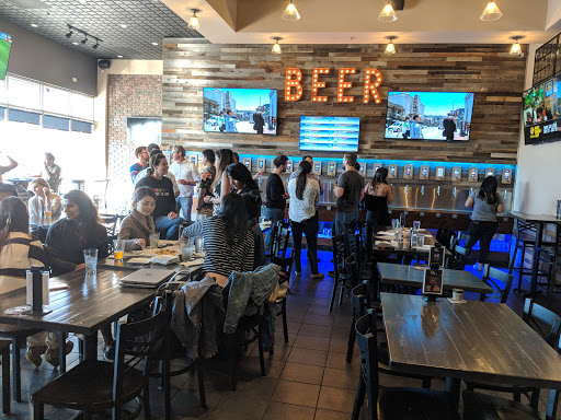 Shopping Mall «Union Landing Shopping Center», reviews and photos, I-880, Union City, CA 94587, USA