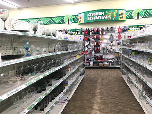 Dollar Store «Dollar Tree», reviews and photos, 1041 Vine St, Healdsburg, CA 95448, USA