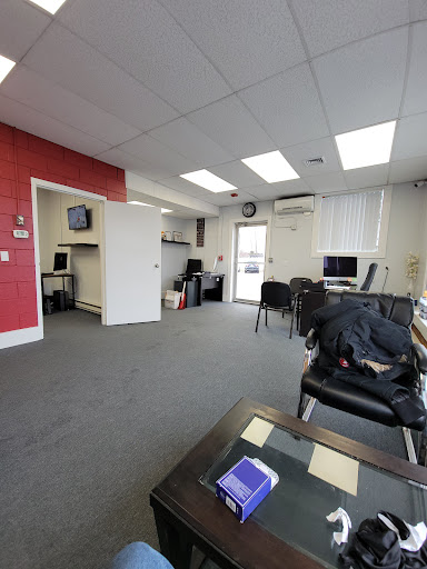 Car Dealer «American Eagle Auto Sales», reviews and photos, 729 Farm Rd, Marlborough, MA 01752, USA