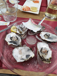 Photo n°8 de Poissonnerie restaurant Moreau à La Rochelle ()
