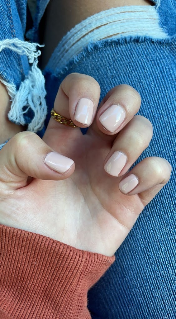 Regal Nails, Salon & Spa 39576