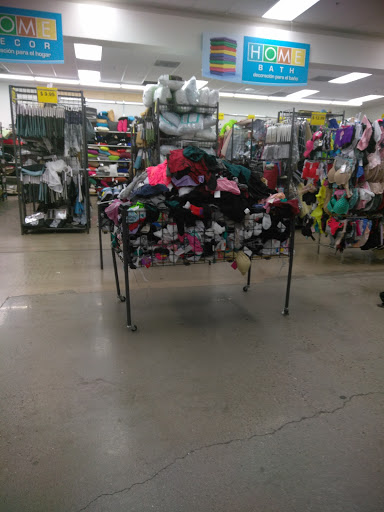 Discount Store «Fallas Discount Stores», reviews and photos, 4003 N 33rd Ave #415, Phoenix, AZ 85017, USA