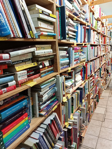 Used Book Store «Book Exchange», reviews and photos, 332 N Main St, Manteca, CA 95336, USA