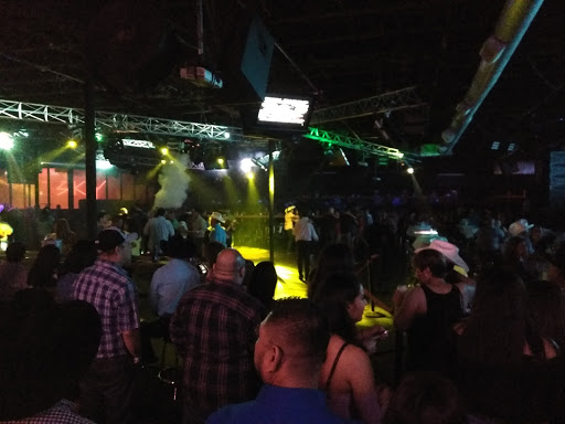 Night Club «El Portal», reviews and photos, 7024 Lawndale St, Houston, TX 77023, USA