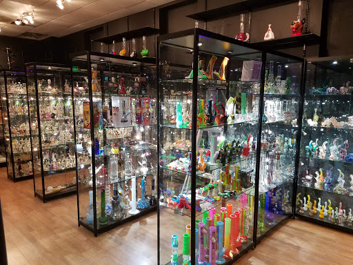 Tobacco Shop «One Flight Up Inc. - Reisterstown», reviews and photos, 4 Hanover Rd, Reisterstown, MD 21136, USA