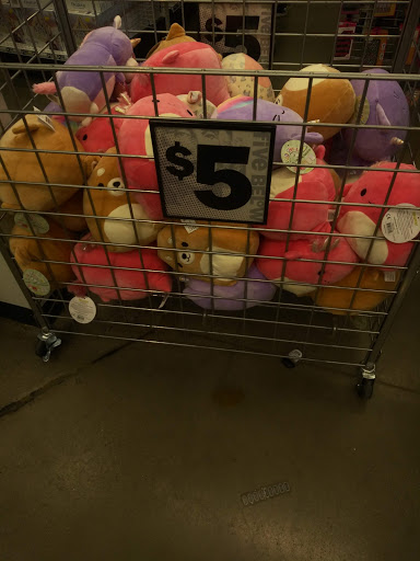 Variety Store «Five Below», reviews and photos, 300 Marketplace Blvd, Hamilton Township, NJ 08691, USA