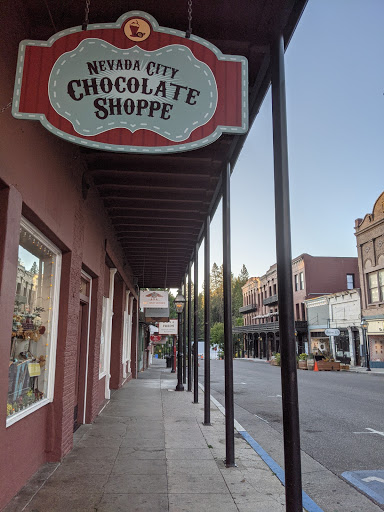Grocery Store «Bonanza Market», reviews and photos, 321 Broad St, Nevada City, CA 95959, USA